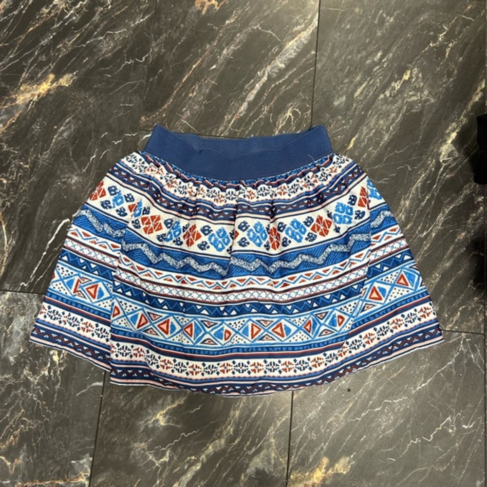 Forever 21 Blue and White Patterned Mini Skirt
